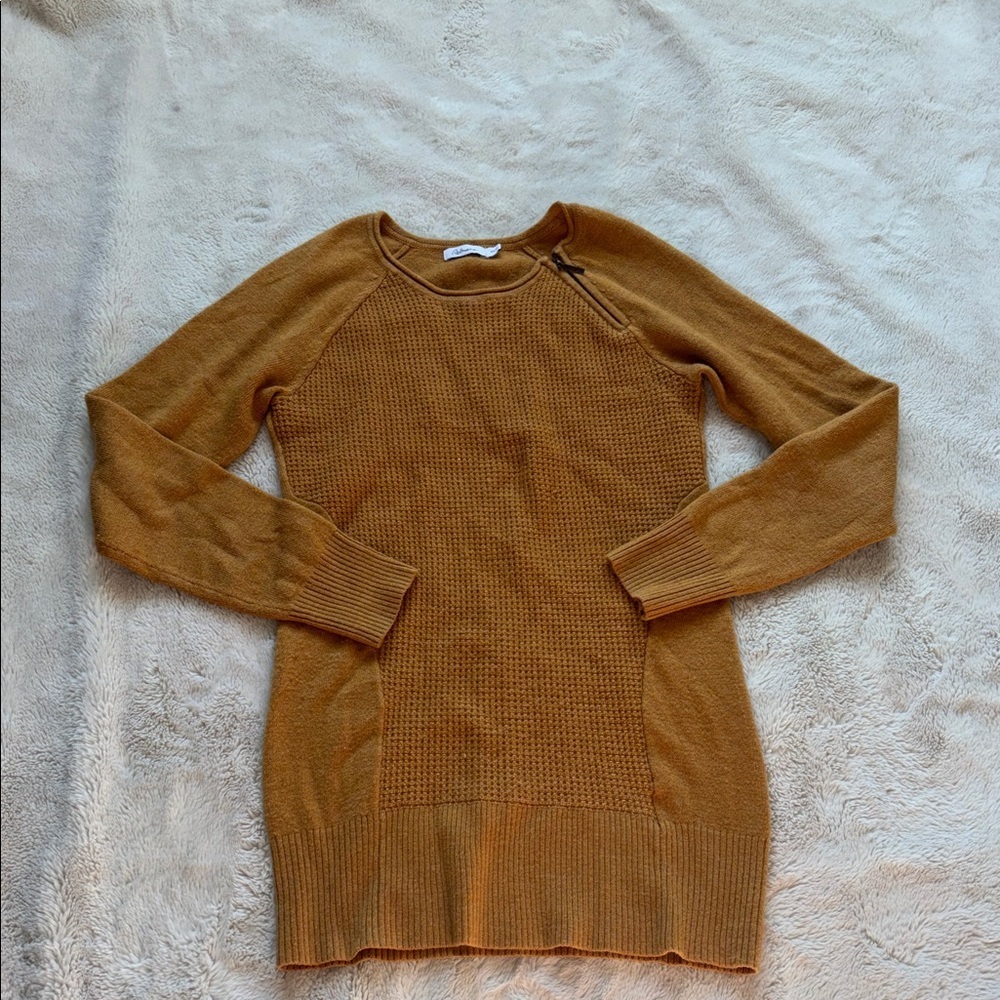 Reitmans Ribbed Knit Top – Size XS | Mustard Cozycore | Fall Capsule | - Picture 2 of 9